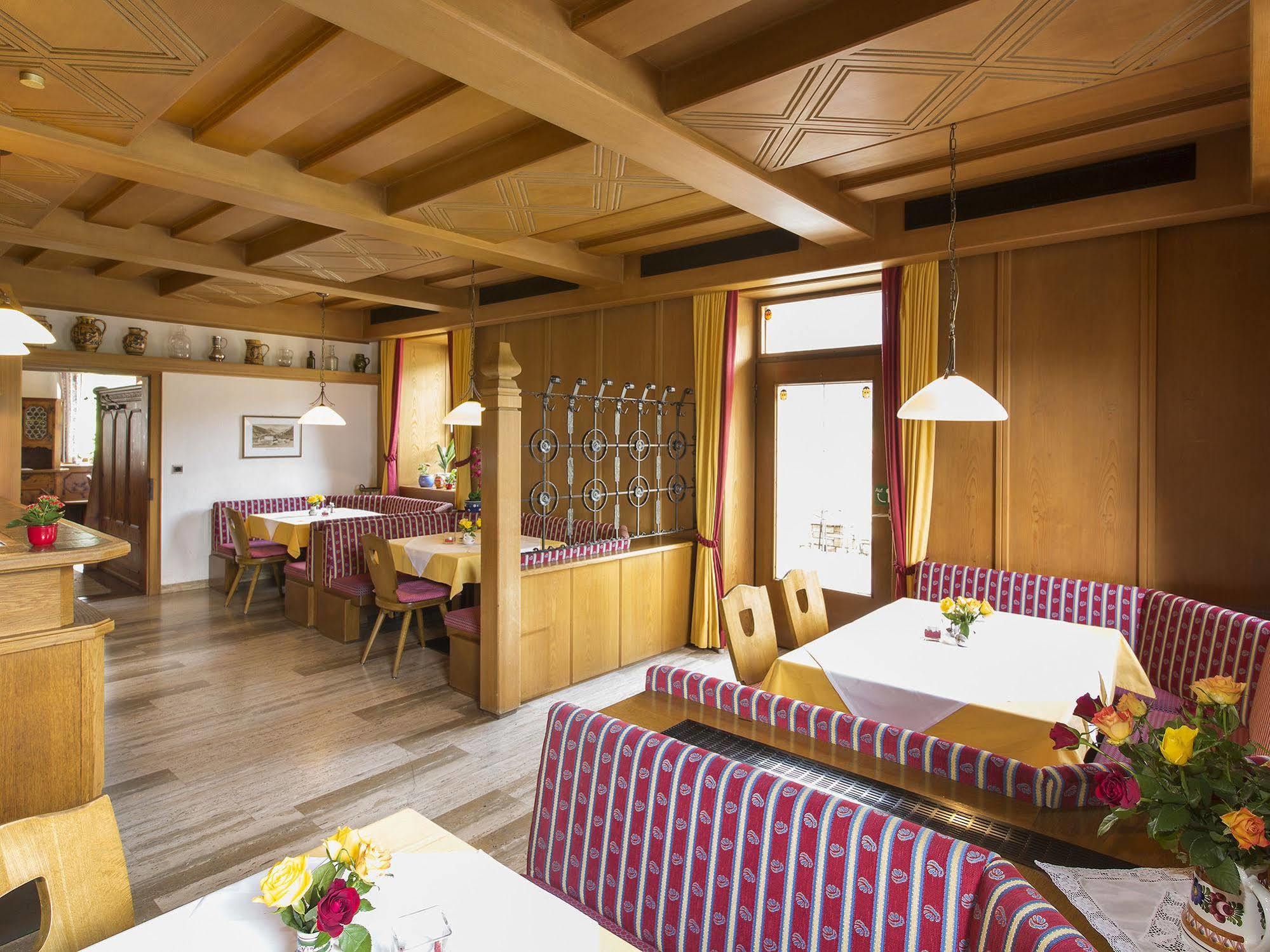 Hotel Gasthof Stefansbruecke Mutters Ngoại thất bức ảnh